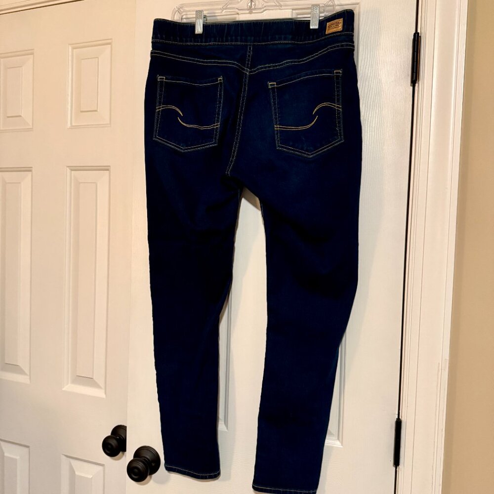 Levi Strauss Signature Gold Totally Shaping Pull On Skinny Jeans Dark Wash 14 - Picture 2 of 8